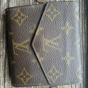vtg / Louis Vuitton / trifold